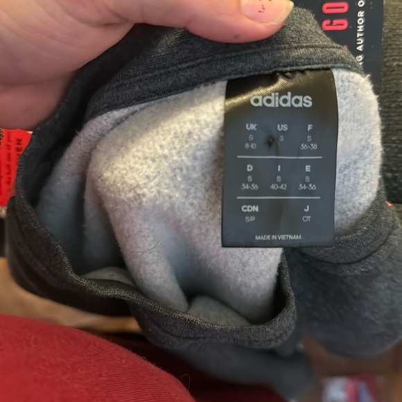 Adidas Sweatshirt - Picture 2 of 5